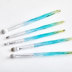 F.A.R.A.H. Vegan Makeup Brush Set for Eyes